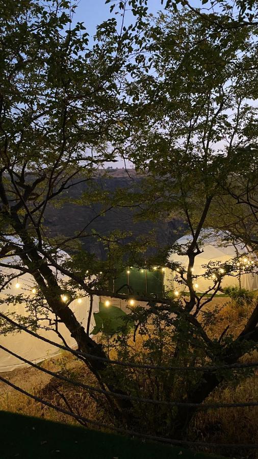 Serene Glamping سيرين Szalála Kültér fotó